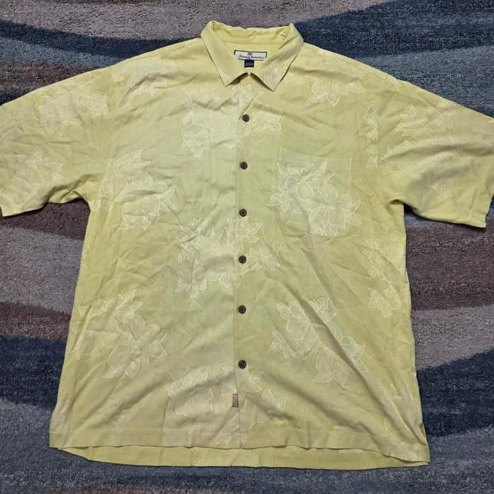 Tommy Bahama 100% Silk Floral Jacquard Camp Shirt Yellow Short Sleeve Size L